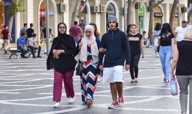 Bakı hindistanlı turistlərin hədəfində