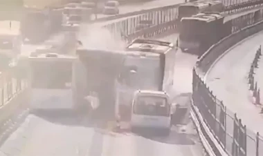 İstanbuldakı dəhşətli qəzanın anbaan görüntüsü