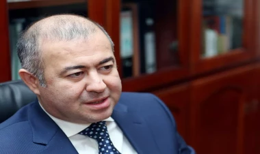 İlk dəfə səs verəcək seçicilər üçün xüsusi seçici kartları hazırlanıb