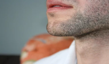 Azərbaycanlı gənc boğaz əməliyyatından sonra öldü