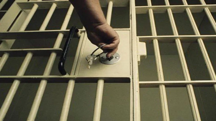 Azərbaycanda ömürlük cəza çəkən əcnəbilərin sayı...