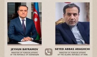 Ceyhun Bayramov iranlı həmkarı ilə nələri müzakirə edib?