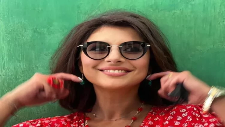 Xalq yazıçısının qızı istirahətdə - FOTOlar