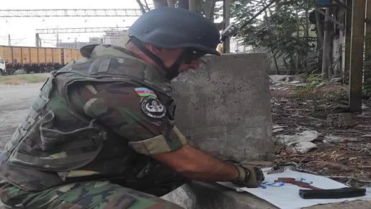 Nərimanovda qumbara və mərmi tapıldı - VİDEO - FOTO