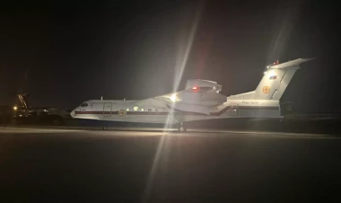 Azərbaycanın amfibiya təyyarəsi Türkiyədəki meşə yanğınları ilə mübarizəyə başlayıb - VİDEO