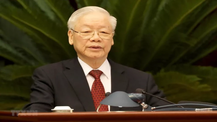 İlk səfərini bu ölkəyə etdi