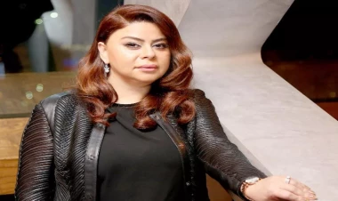 Nigar İbrahimova ailəsi ilə obyektiv qarşısında - FOTO