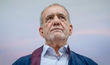 Pezeşkiandan gözlənilməz addım: Tehranda intriqa kəskinləşdi