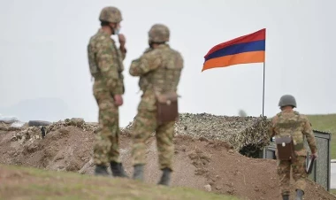 Ermənistanın sülhdən qaçma manifestinin səhnə arxası - FOTO