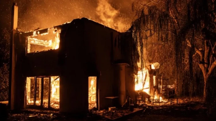 NASA peyklərdən Attikadakı yanğınların miqyasını göstərdi - FOTO