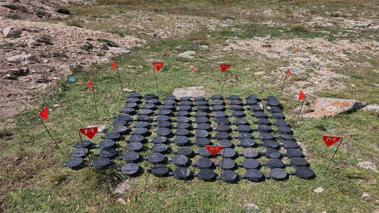 Azad edilmiş ərazilərdə aşkarlanan minaların sayı - FOTO