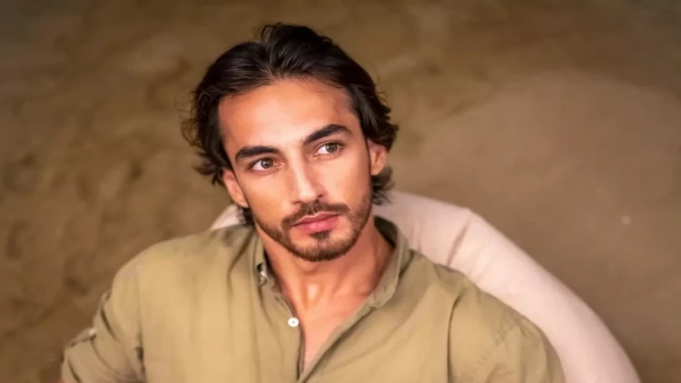 “Əcəb edirəm, zor edirəm, bundan da artığını...”