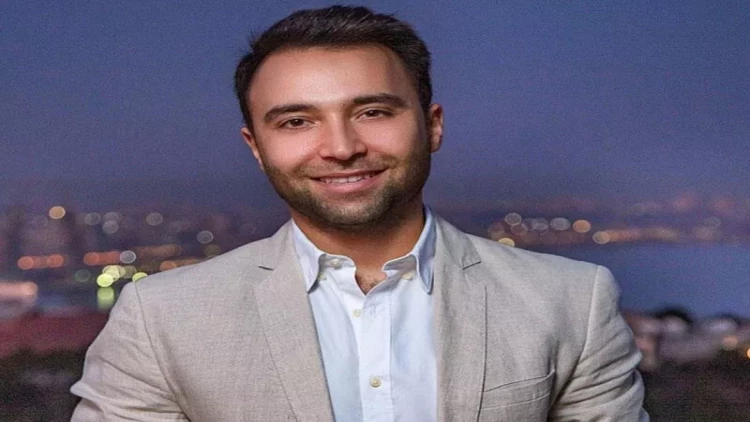 Azaddan xanımı ilə ildönümü paylaşımı - FOTO