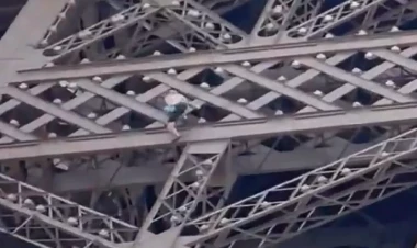 Parisdə HƏYƏCAN: Eyfel qülləsi sürətlə boşaldıldı