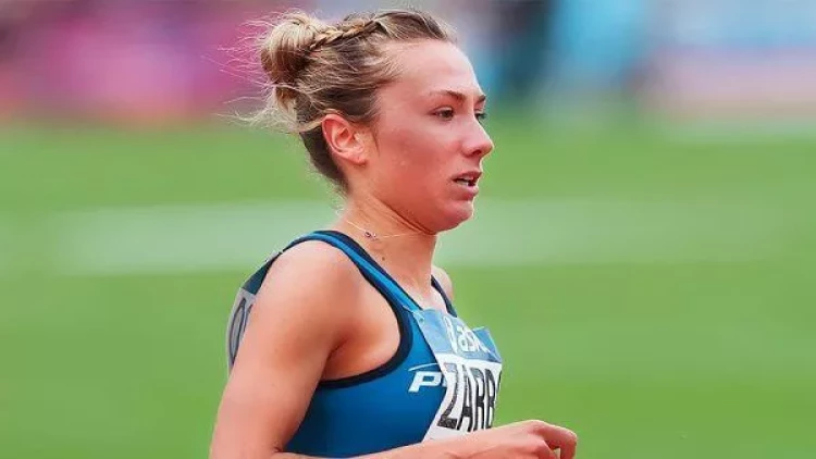 Fransalı atlet yarışda huşunu itirdi - FOTOlar