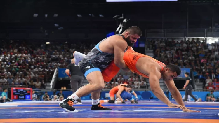 Paris-2024: Meşvildişvili yarımfinalda, Bayramovdan vida - VİDEO - FOTO