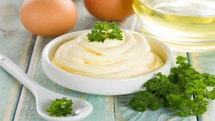 Mayonezi evdə bir də bu cür istifadə edin