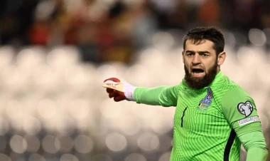 Şahruddin özünü heç vaxt Akinfeyevlə müqayisə etməyib