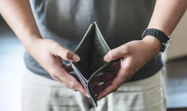 Həmişə yoxsul qalacaq  3 bürc