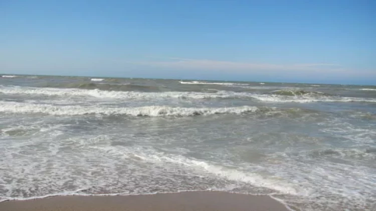 Bakıda dənizdə bir nəfər batdı