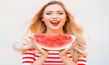 Qarpız yeyərək həm arıqlayın, həm də xərçəngdən qorunun