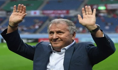 Braziliyalı əfsanə Parisdə qarət olundu:  500 min avroluq...