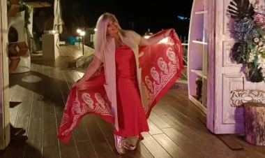 Türkiyədə vəfat edən xanım jurnalistin qardaşı da illər əvvəl faciəvi şəkildə ölüb - FOTO