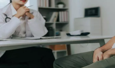 Oturaq tərzdə işləyən kişilərdə bu xəstəliklər yaranır - DİQQƏT!