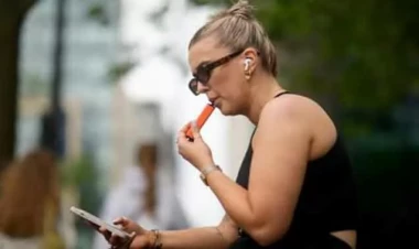 Rusiyada elektron siqaretlərlə bağlı bir sıra QADAĞALAR qüvvəyə minir