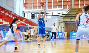 Millimiz Ermənistanı darmadağın etdi - FOTO