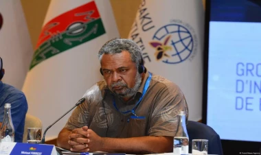 Fransada yoxsulluq, immiqrant problemləri və daxili siyasətdə gərginliklər var - Mikael Forrest