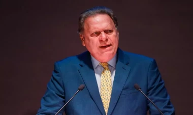 Kolumbiya futbolunun rəhbəri saxlanılıb