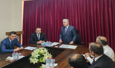 Orxan Abbasov kollektivə təqdim edildi