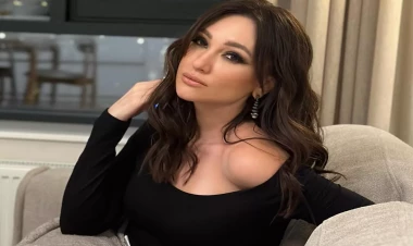 Məşhur müğənni üçüncü ərindən də boşanır - FOTO