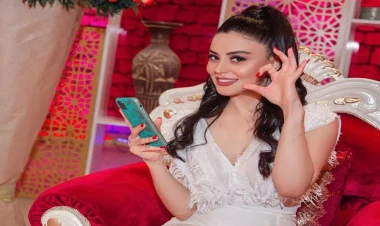 Vüsaləyə dəbdəbəli villasında doğum günü SÜRPRİZİ – VİDEO