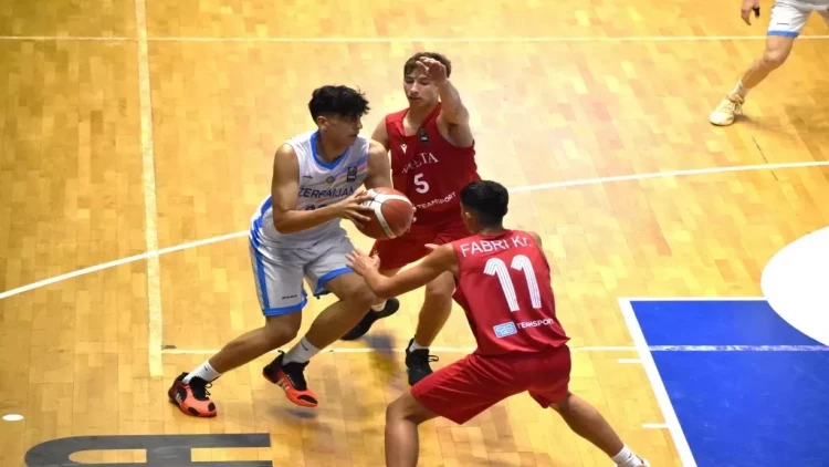 Yığmamız Kosovo ilə üz-üzə