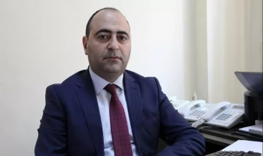 Mərkəz direktoru vəzifəsindən ayrıldı