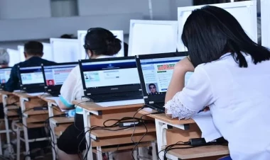 MİQ imtahanındainternet kəsildi - Müəllimlər...