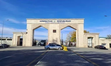 Quru sərhədlər açılır? - 