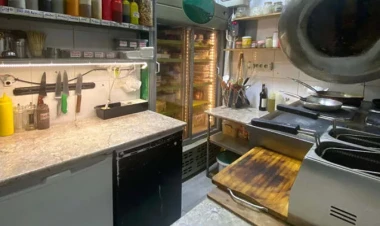 Mətxəbində siçovul gəzən restoran bağlandı