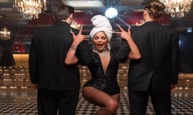 Xalq artistinin klipi rekord qırır - FOTO