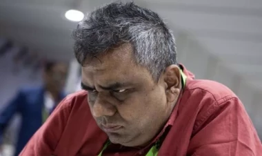 Qrossmeyster oyun zamanı öldü