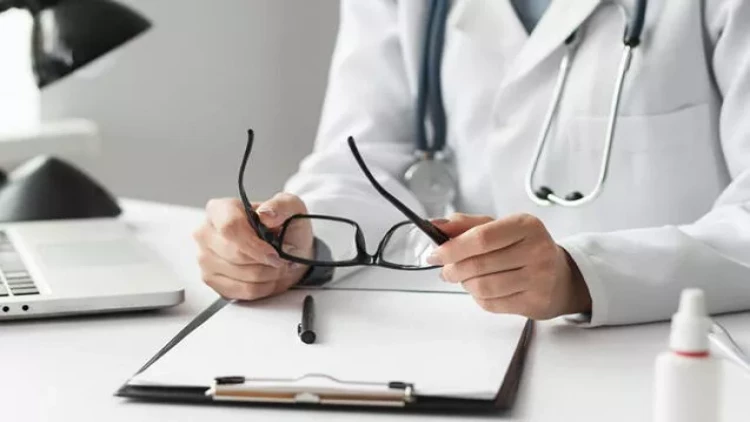 Həkimlər də işə imtahanla qəbul oluna bilər