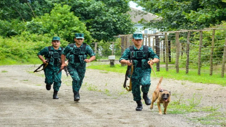 İyunda sərhəd rejimi qaydalarını pozan 851 nəfər saxlanılıb - FOTO