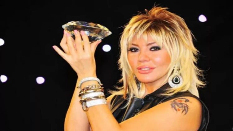 Brilliant Dadaşova kimdir? – Çelentano ilə duet oxuyan, yaşı bilinməyən azərbaycanlı