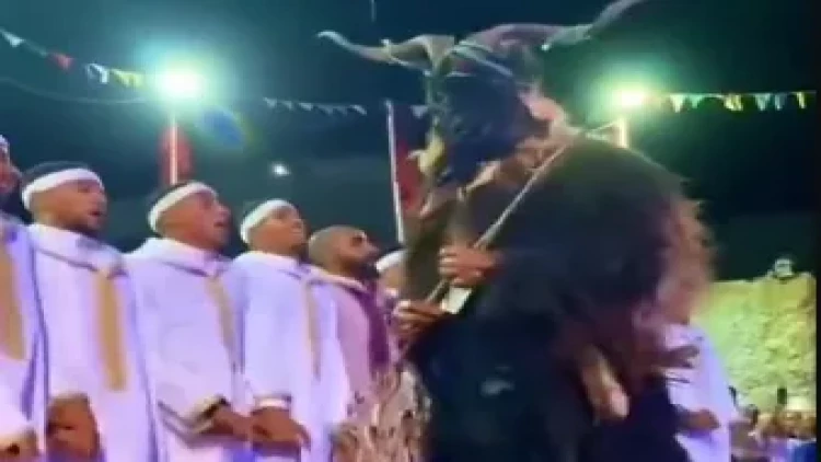 Ərəblərin hamını şoka salacaq RƏQSİ - VİDEO