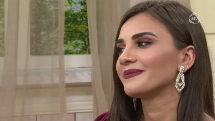 Tanınmış müğənni Bakıda ağır qəzaya düşüb: Anası hadisə yerindəcə ölüb - VİDEO