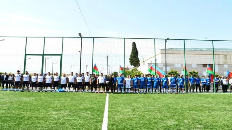 BŞİH əməkdaşları qızğın futbol yarışında - FOTOlar