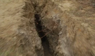 Lahıc-Dəmirçi-Şamaxı yolunda çat və yarğan yarandı