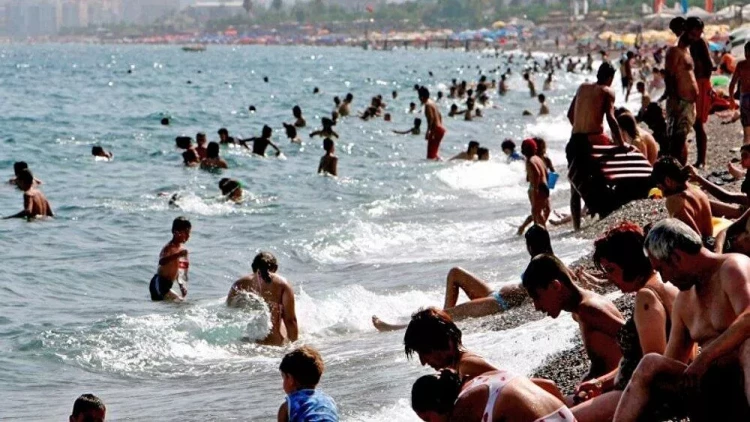 Bu çimərliklər təhlükəlidir: boğulmalar çox olur